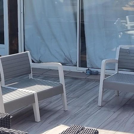 Chambres Individuelles Avec Cuisine Commune Tilloloy Zewnętrze zdjęcie