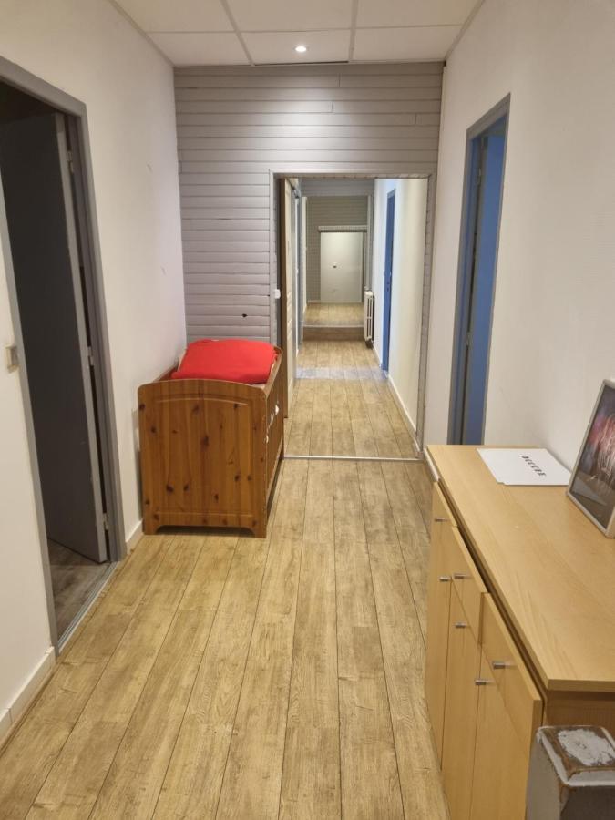 Chambres Individuelles Avec Cuisine Commune Tilloloy Zewnętrze zdjęcie