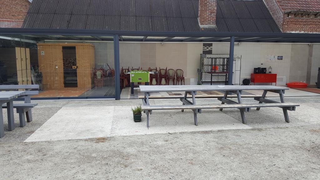 Chambres Individuelles Avec Cuisine Commune Tilloloy Zewnętrze zdjęcie
